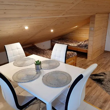 Apartament Na Poddaszu *